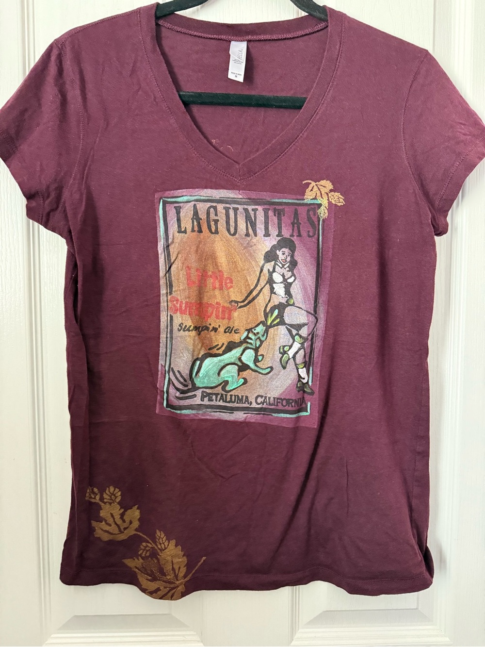 Women's V-Neck Graphic Tee in Maroon